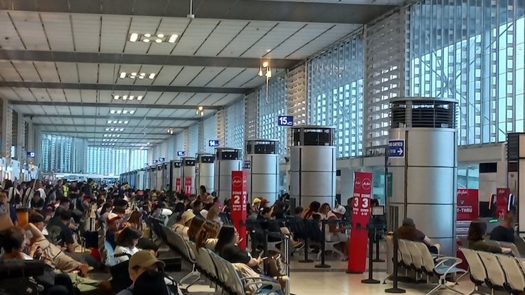 Airline fuel surcharge rates climb back to Level 17 for Nov 1-15