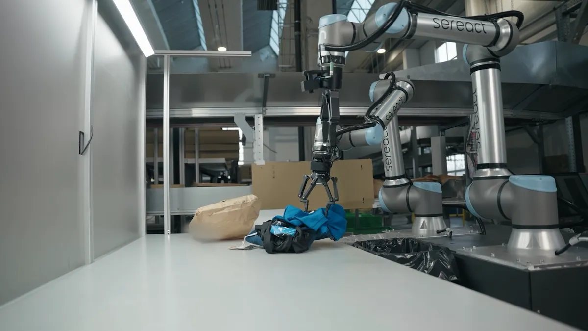 CEVA Logistics and Zalando advance AI-powered warehouse robotics