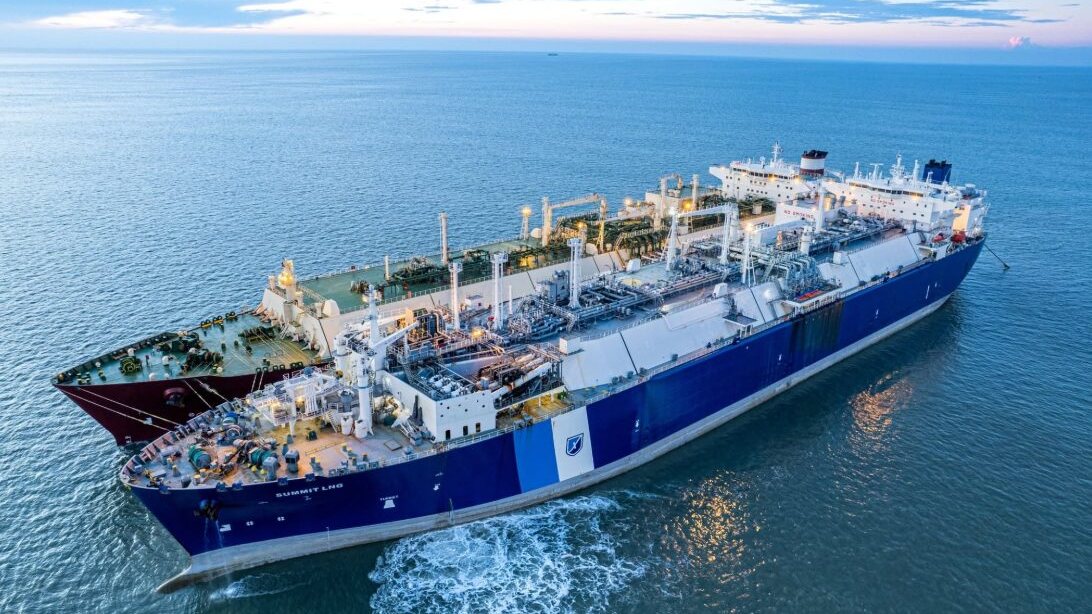 Summit’s Bangladesh FSRU terminal in 300th STS LNG op