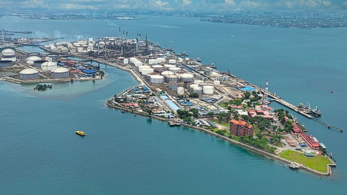 Aster eyes completion of Singapore refinery and berth works in H2 2026