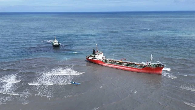 Philippines Works to Refloat Tanker Driven Ashore in Storm