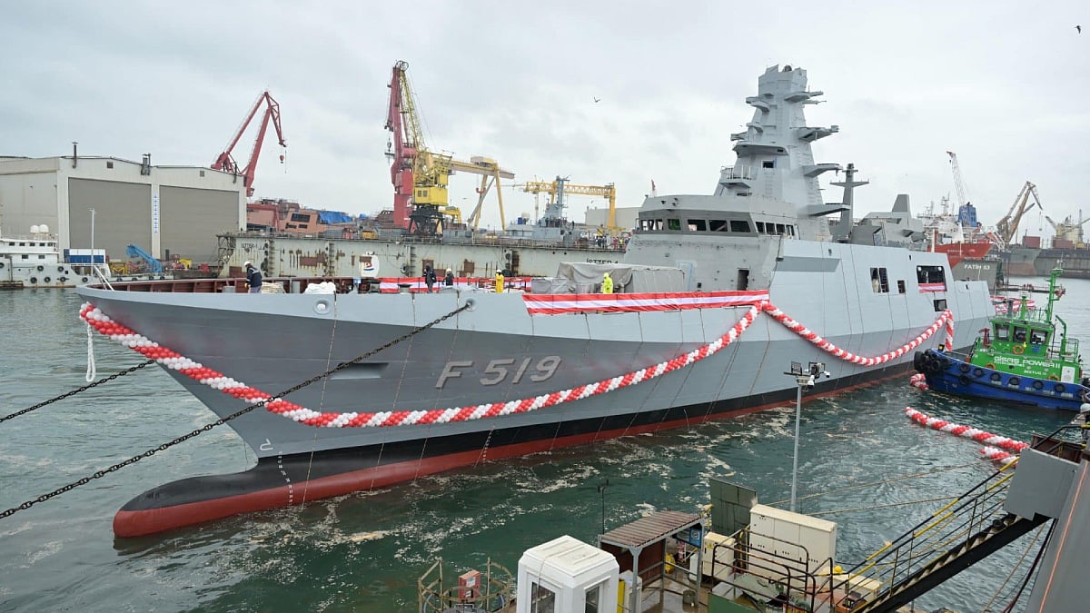 Turkish Navy's fifth Istif-class frigate hits the water