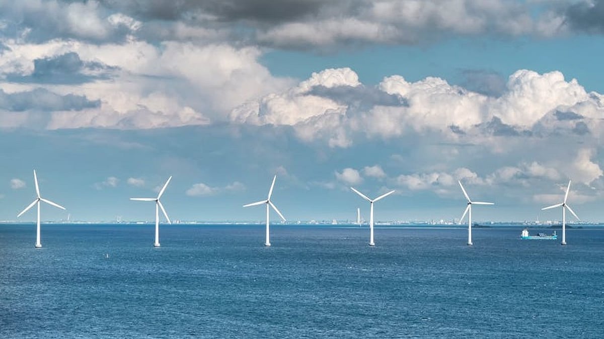 Vietnam picks Vingroup unit for offshore wind project