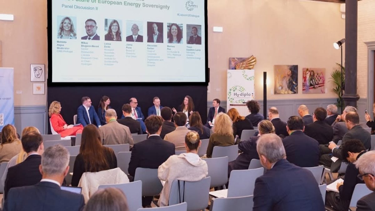 APS reinforces European projection in the debate on green hydrogen.