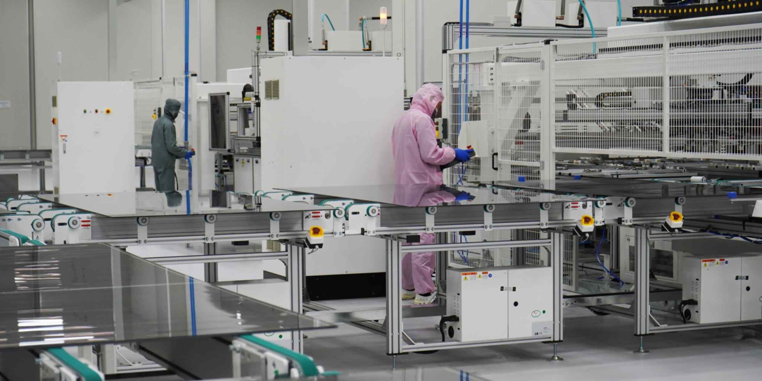 CATL, BYD join over 100 China firms in perovskite solar cell race