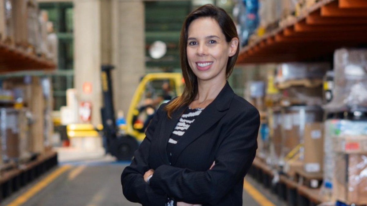 “CEIV Pharma recertification consolidates Viracopos as an international reference in pharmaceutical logistics” says Marina Giffú