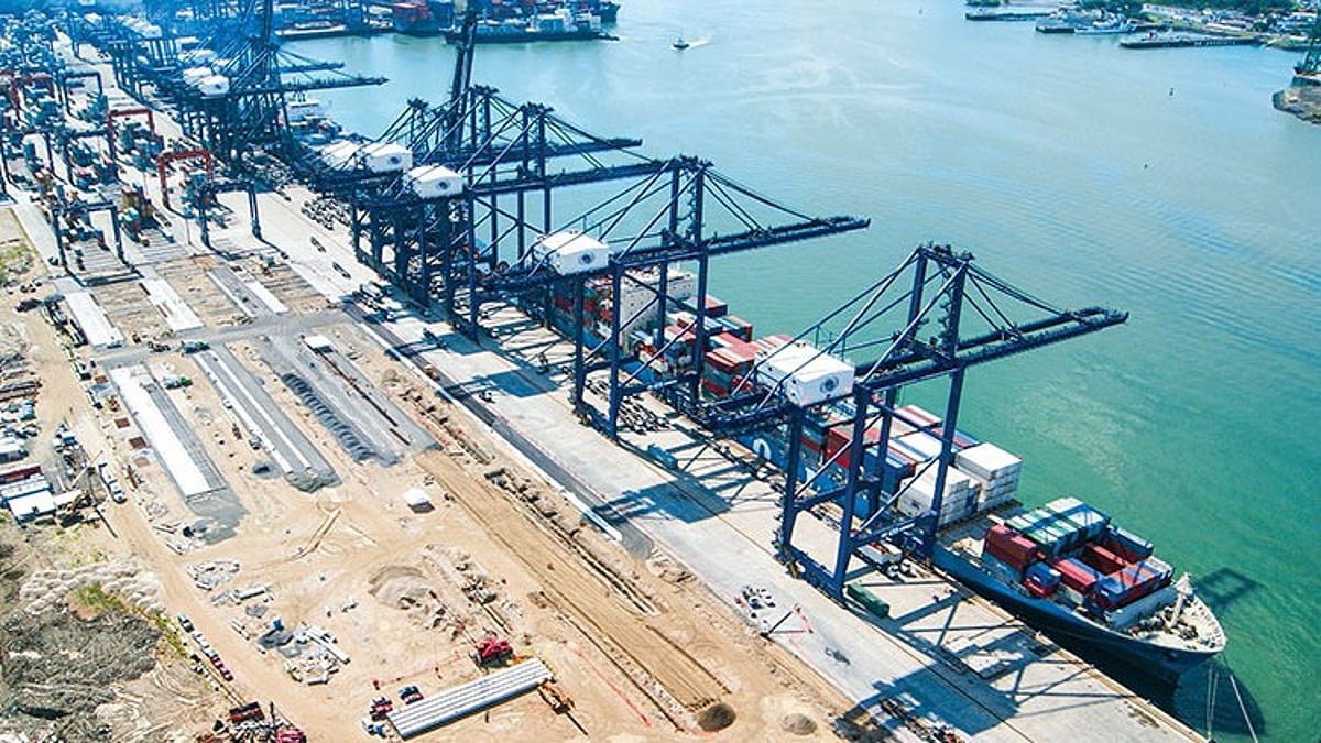 COSCO Shipping suspends operations at Panama's Balboa port