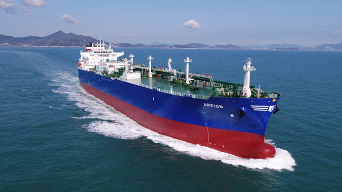 Dorian LPG takes delivery of new dual-fuel VLGC
