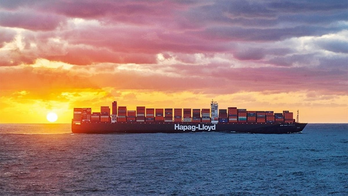 Hapag-Lloyd signs maritime agreements with Indian Government