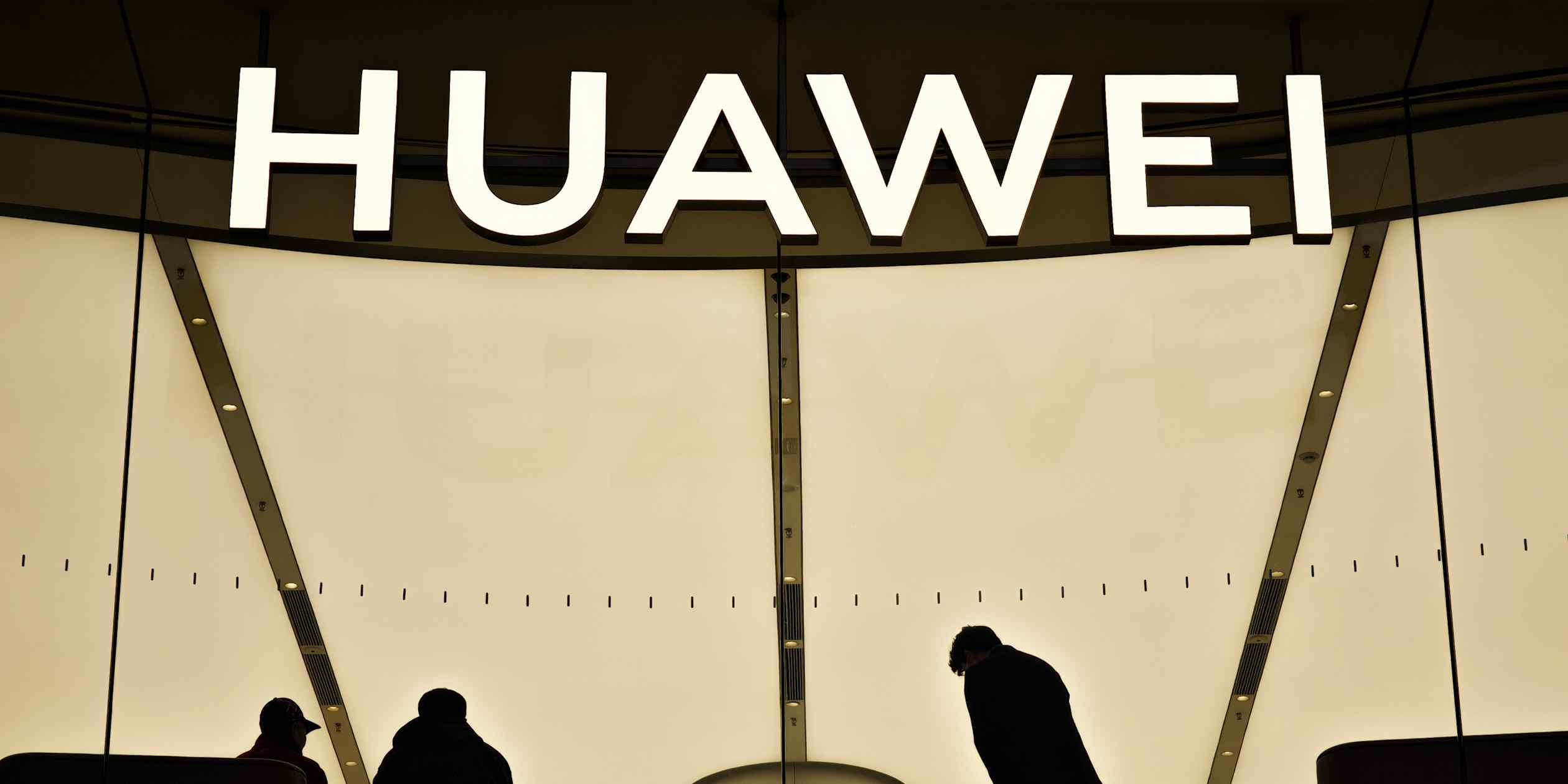 Huawei revenues nearly back to pre-US-clampdown level amid AI boom