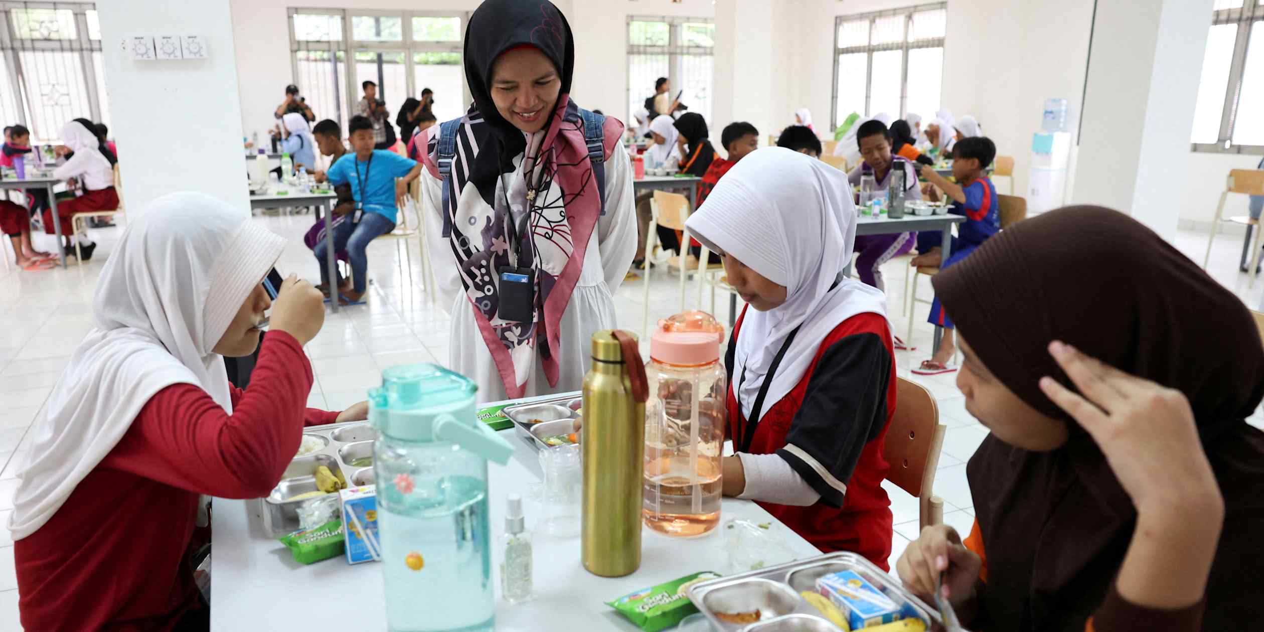 Indonesia makes U-turn on free school meals, citing fiscal ‘efficiencies’