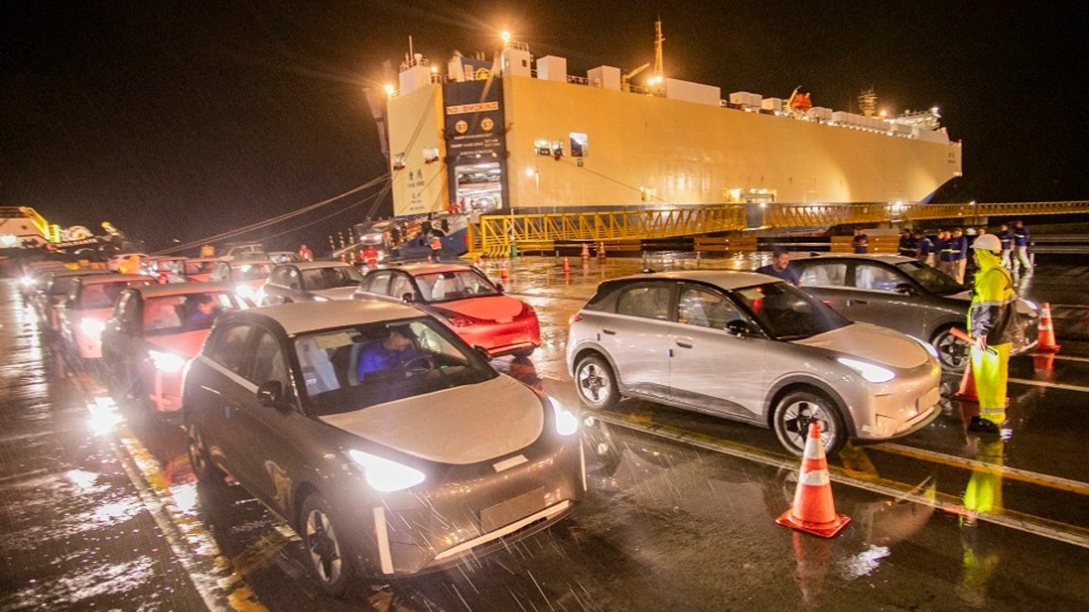 Paranaguá breaks record with arrival of 3,300 Geely electric cars