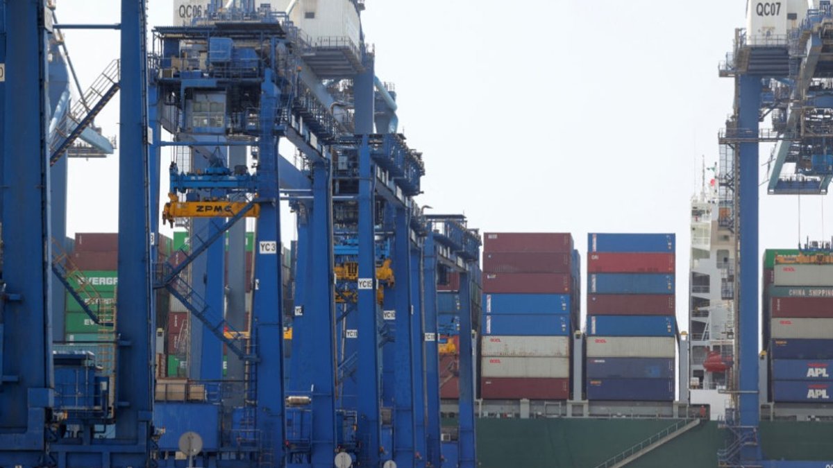 Port of Jeddah could become a solution during blockage of the Strait of Hormuz