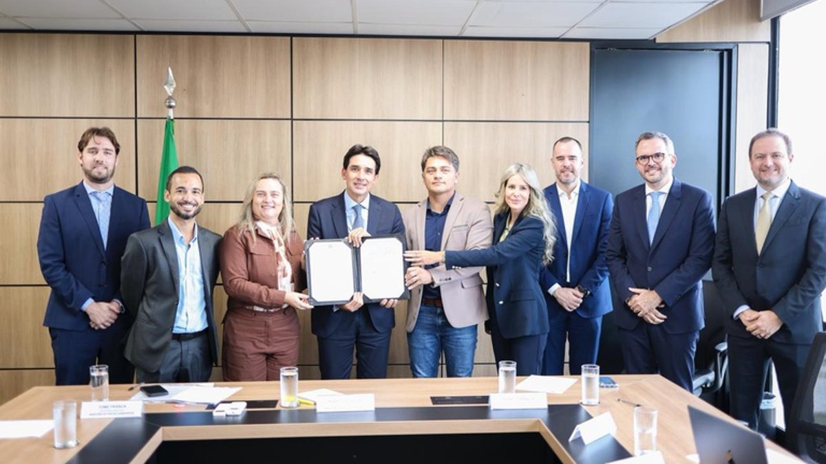 Silvio Costa Filho authorizes immediate start of modernization works at Araguari Airport (MG)