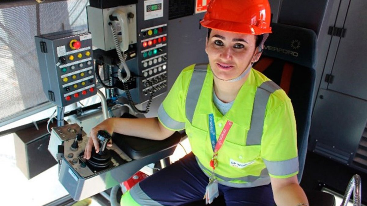 DP World opens registrations for women from Baixada Santista in port training program