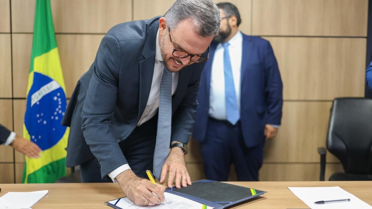 Ministry of Ports and Airports signs contract for improvements to the passenger terminal at the Port of Maceió