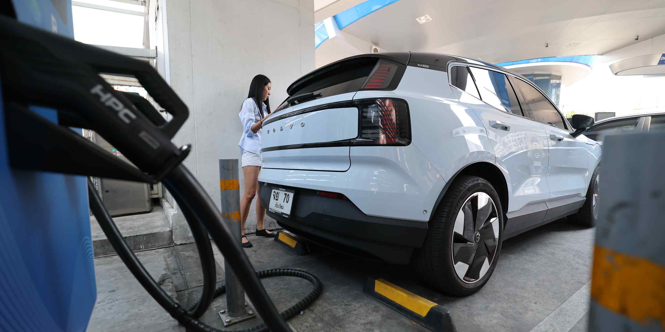 Thai fuel retailer expands EV charging network as prices jump