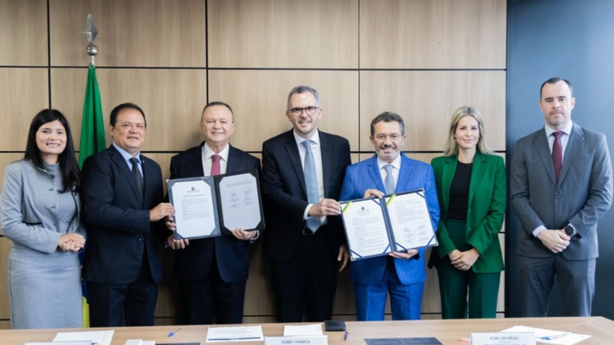 Tomé Franca signs a term of commitment and authorizes bidding for works at Barra do Corda Airport (MA)