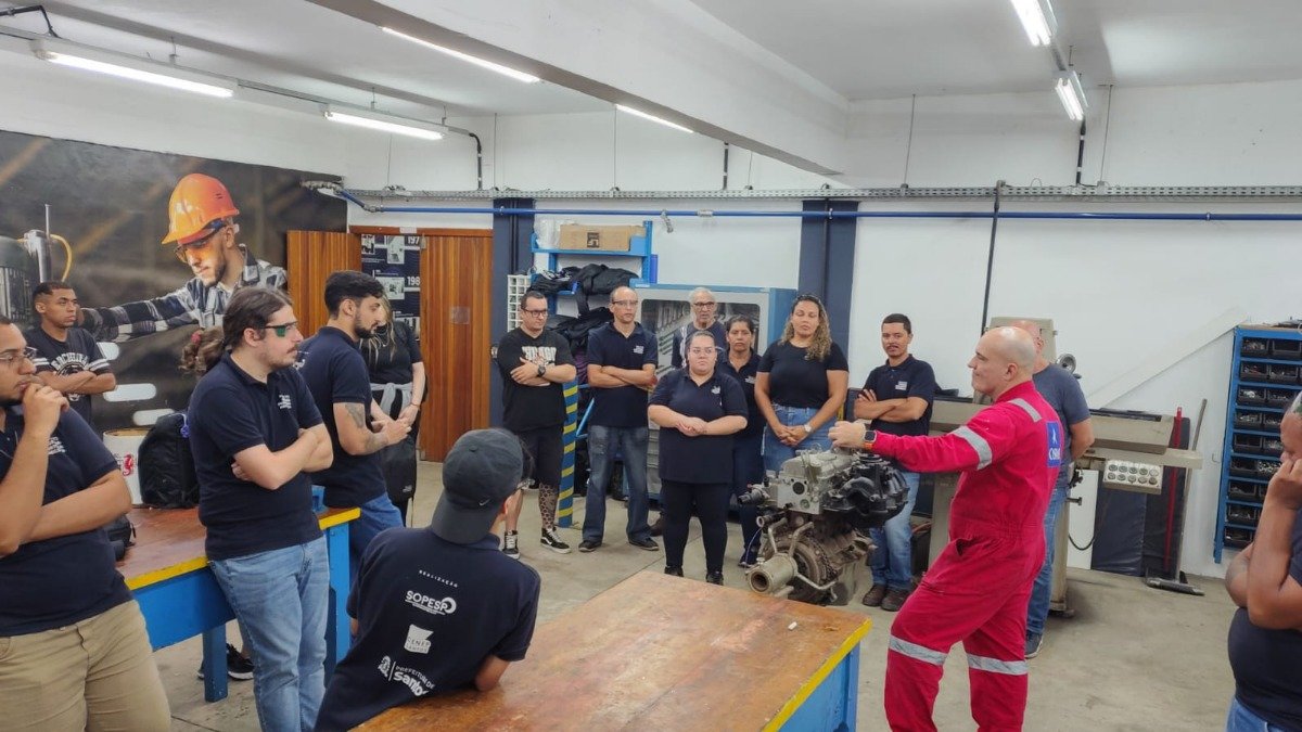 Unprecedented Port Mechanics course forms first class at the Port of Santos
