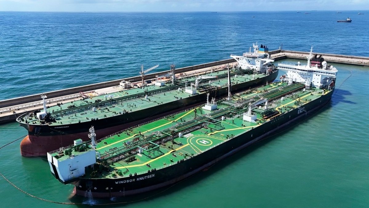 Vast carries out ExxonMobil’s first oil transshipment operation in Brazil