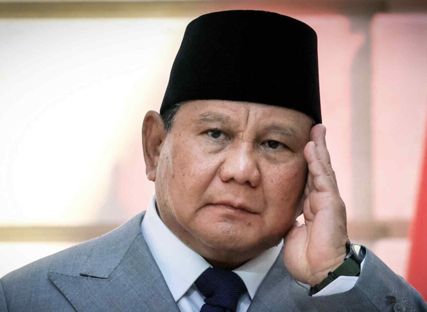 Policy uncertainty spurs sell-off of Indonesian stocks, currency