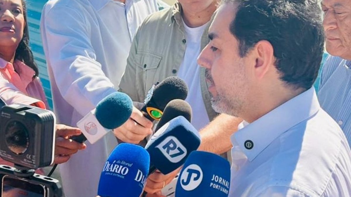 Santos Port Authority works to return prominence to the historic ship Professor Besnard