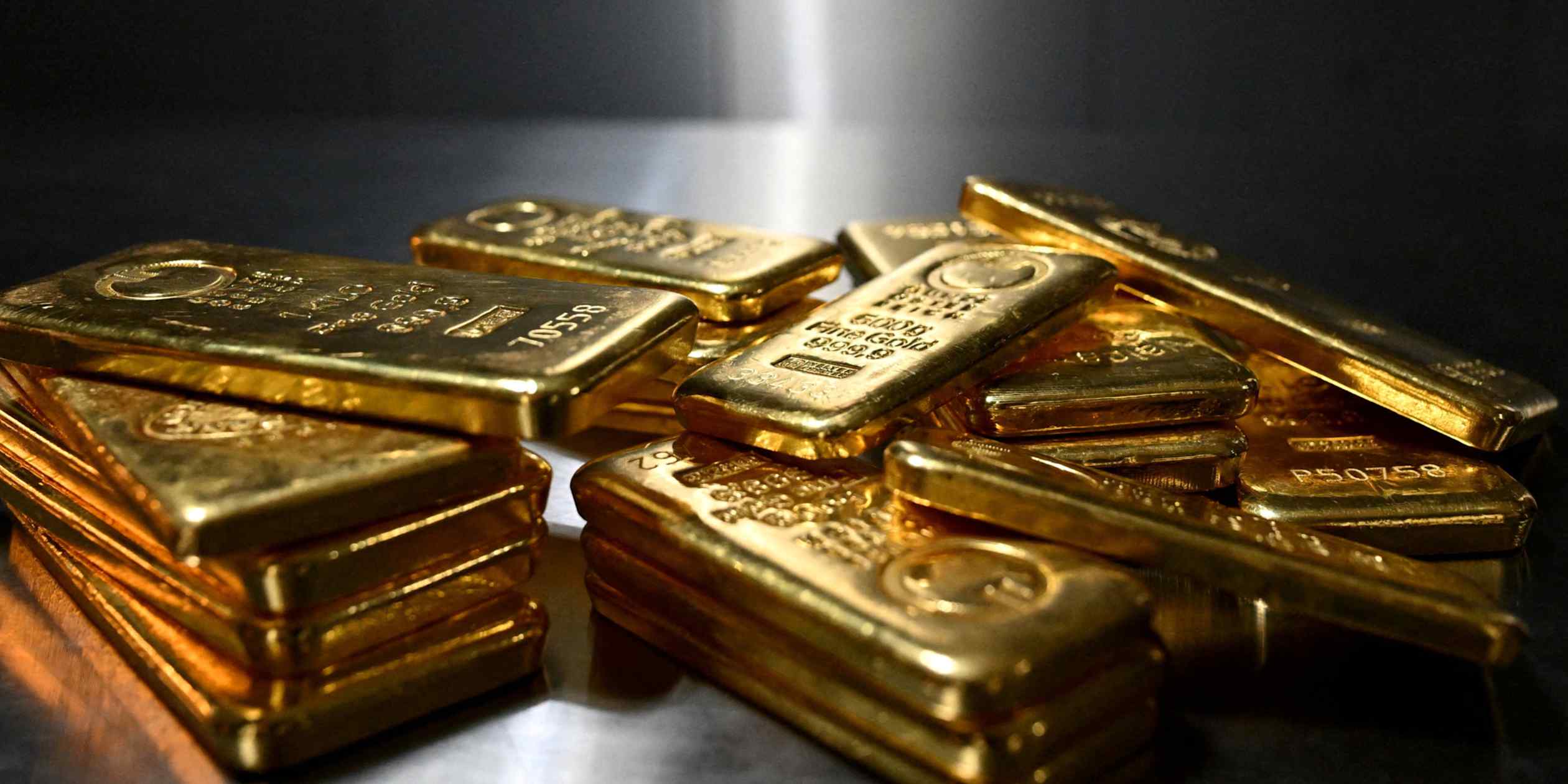 Singapore to set up gold clearing, storage systems to promote trading