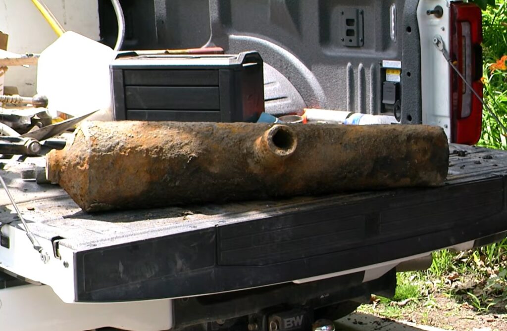 Cannon found during Lake LaVerne dredging (VIDEO)