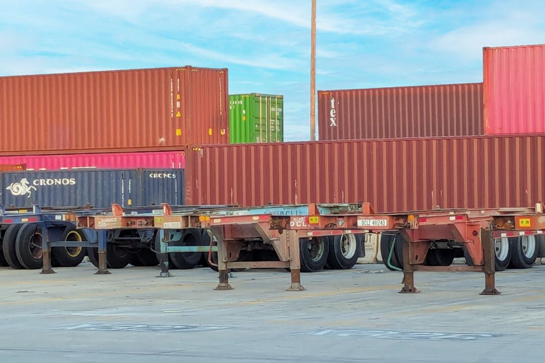 Chicago chassis fleet faces first post-COVID-19 test as West Coast imports rise Journal of Commerce Logo