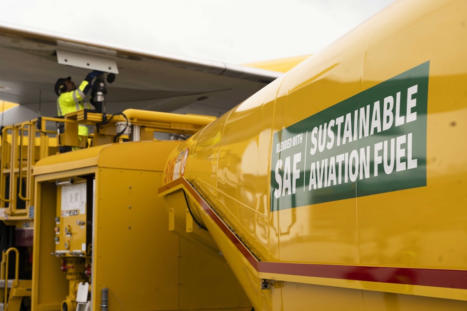 DHL welcomes SBTi’s adoption of ‘book and claim’ for emissions reduction DHL SAF Source DHL