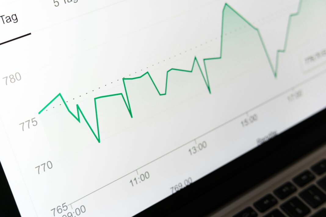 Drewry World Container Index jumps 9% as transpacific and Asia-Europe rates climb Drewry World Container Index jumps 9% as transpacific and Asia-Europe rates climb