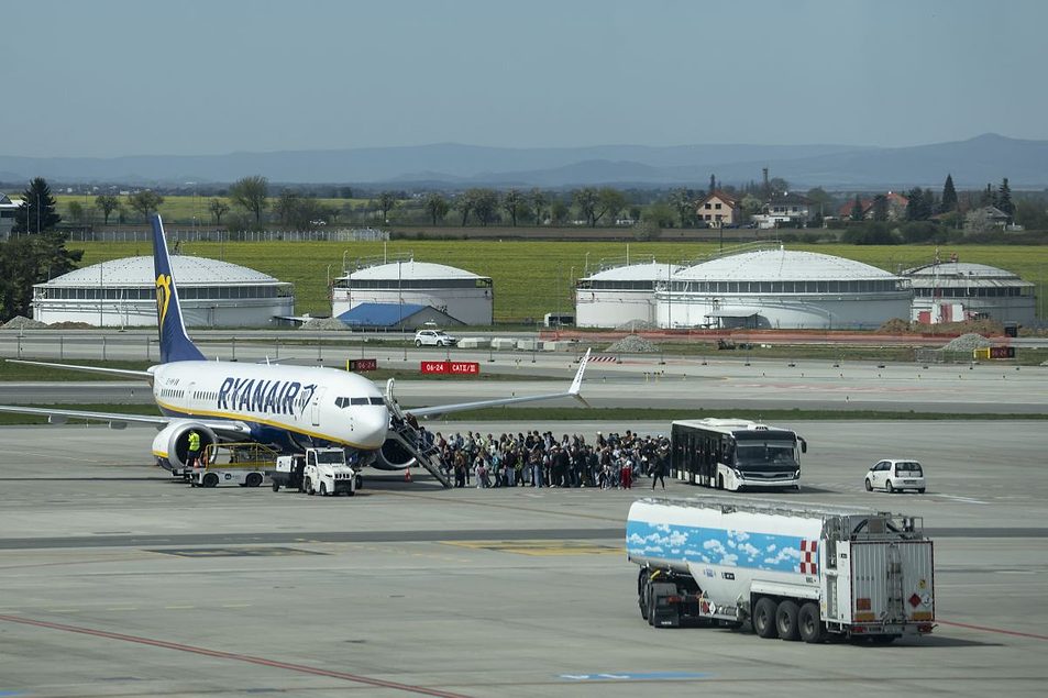 EU to Say Airlines Can Use U.S. Jet Fuel Amid Hormuz Block EU to Say Airlines Can Use U.S. Jet Fuel Amid Hormuz Block