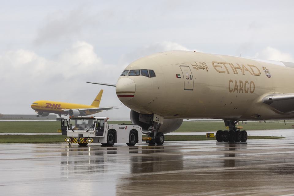 Etihad Cargo Boeing 777 at East Midlands Airport