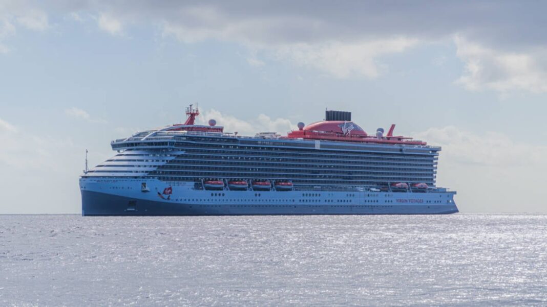 Brilliant Lady Cruise Ship
