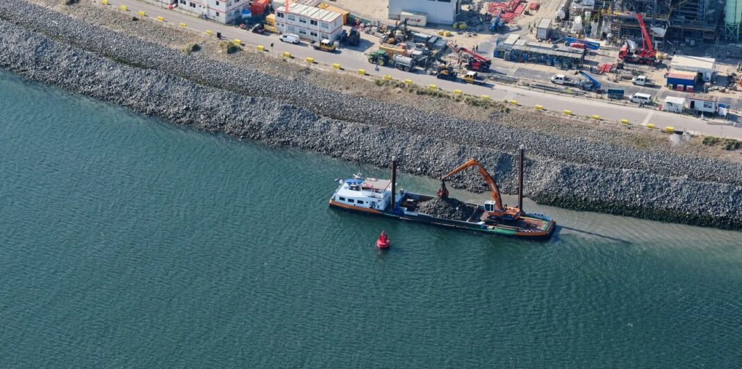 First phase of Yangtze Canal widening done, phase two starts
