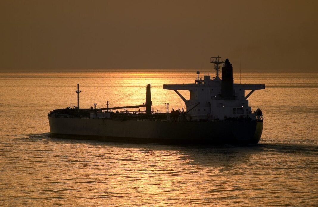 Houthis Resume Attacks on Shipping, Claim Strikes on Two Saudi Tankers oil tanker