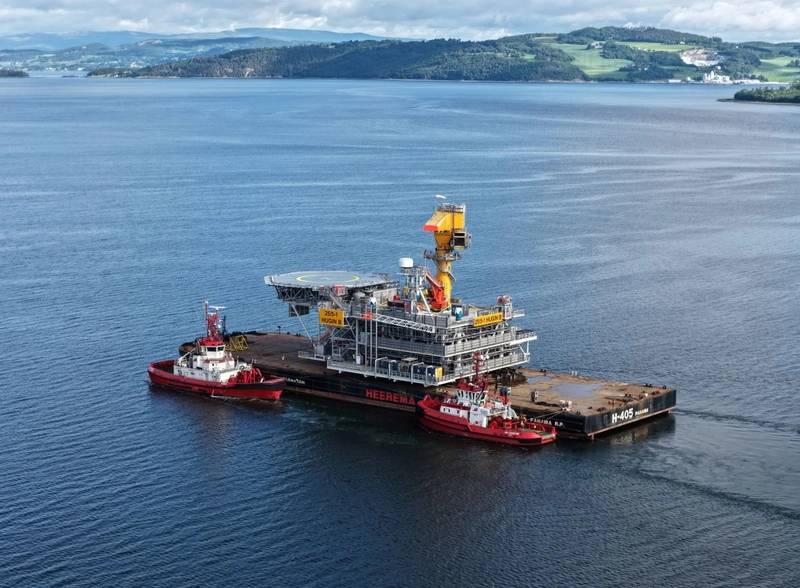 Hugin B Platform Topside En Route to North Sea Development
