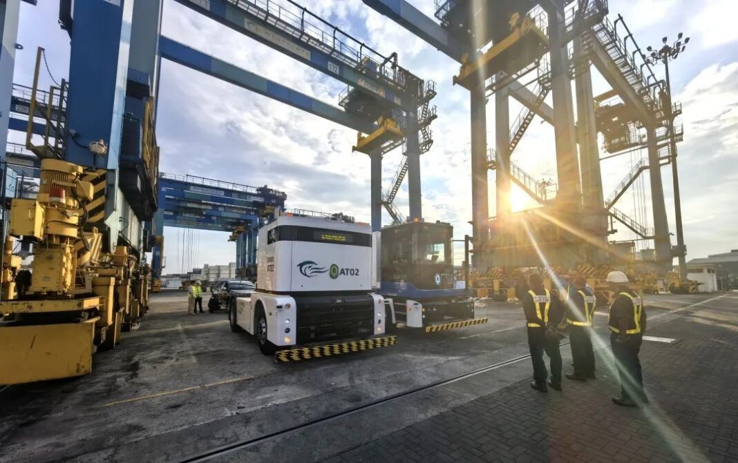 Hutchison Ports Felixstowe completes 100-strong ATT order Hutchison Ports Felixstowe completes 100-strong ATT order