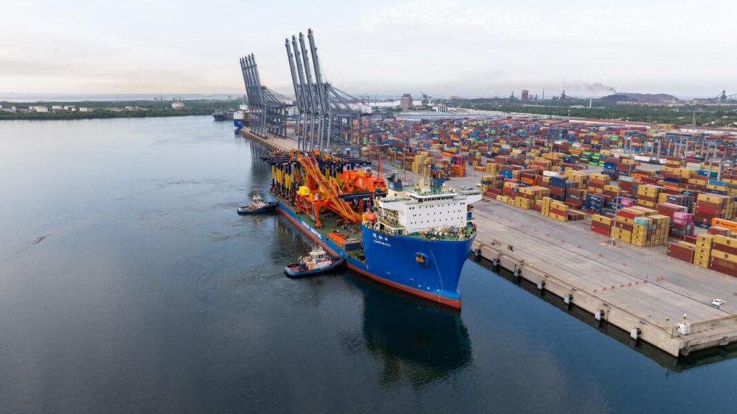 Hutchison Ports integrates new automated cranes at Lázaro Cárdenas Hutchison Ports has incorporated new automated cranes into operations at the Specialized Container Terminal I at the Port of Lázaro Cárdenas.