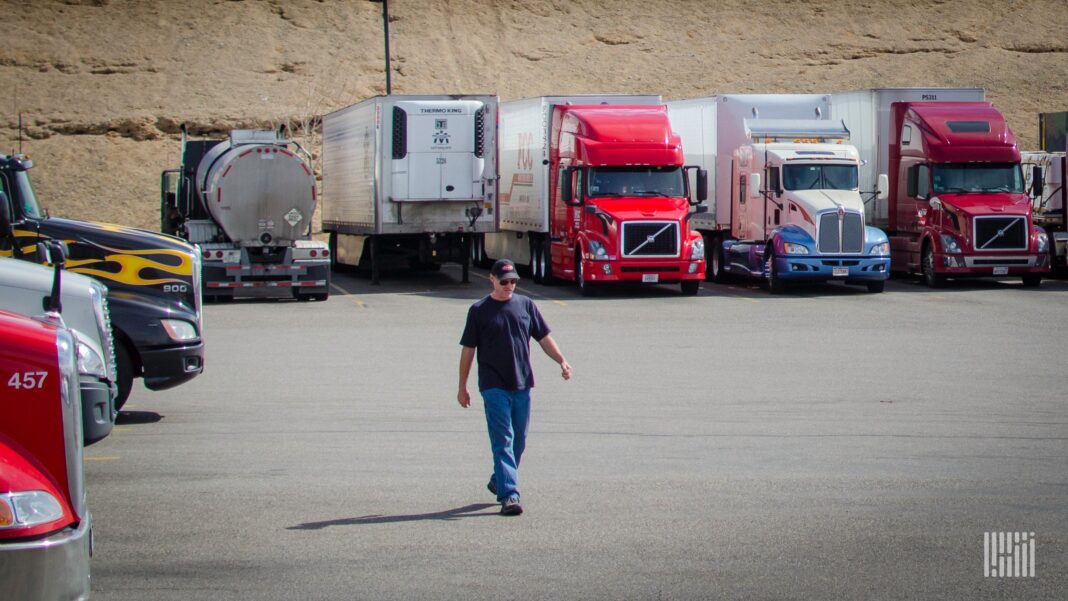 Illinois employee driver v. contractor lawsuit now a class action fight Illinois employee driver v. contractor lawsuit now a class action fight