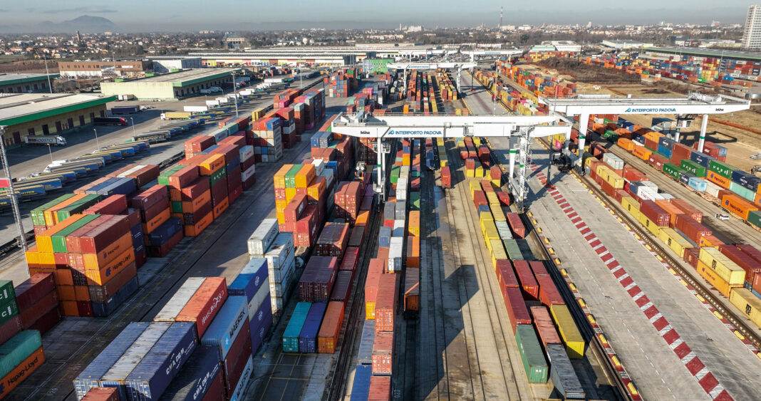 Italy’s crisis-hit freight operators demand compensation for recovery-plan damages Italy’s crisis-hit freight operators demand compensation for recovery-plan damages