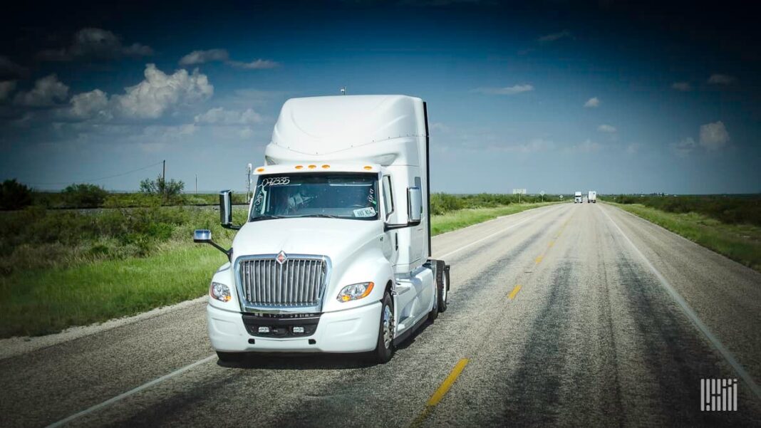 Navistar defeats $16.5M lawsuit over delayed truck deliveries Navistar defeats $16.5M lawsuit over delayed truck deliveries