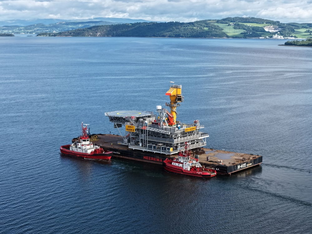 North Sea platform topside making its way to final destination Hugin B sail-away; Source: Aker BP