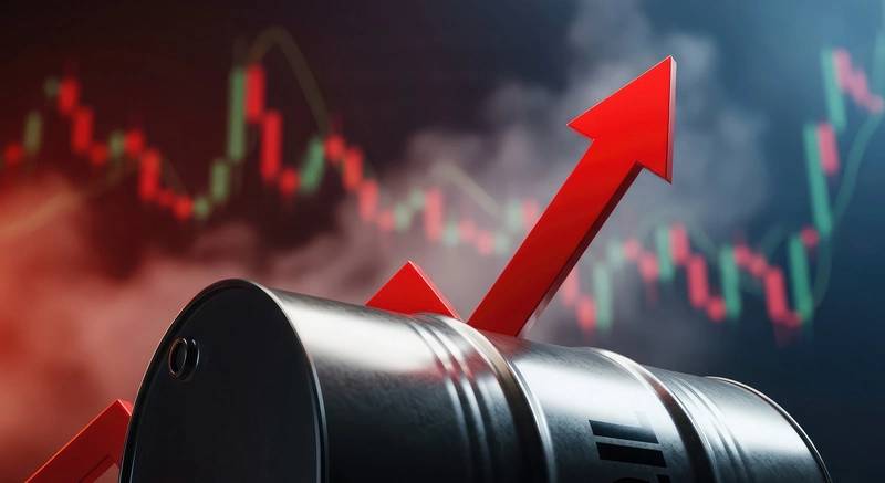 Oil Eases After Topping $100, Still Set for Weekly Rise Oil Eases After Topping $100, Still Set for Weekly Rise