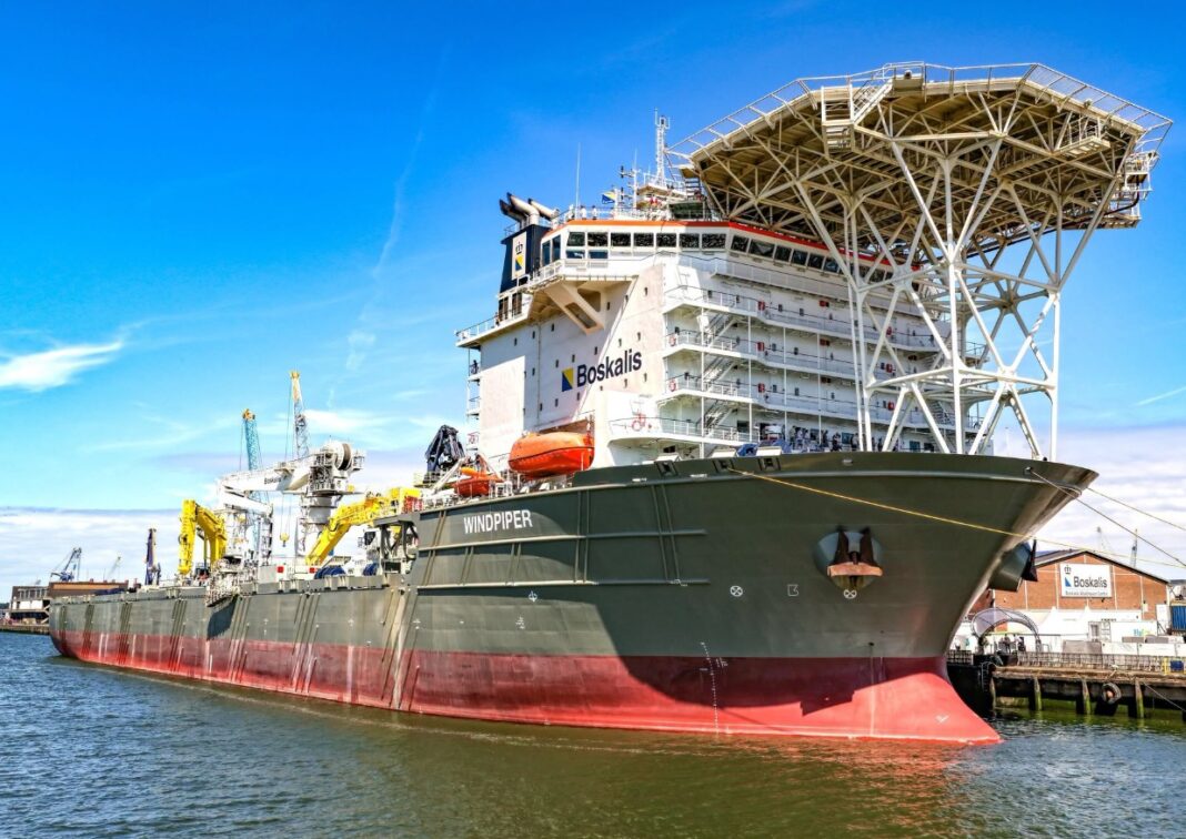 PHOTO OF THE DAY: Boskalis christens Windpiper
