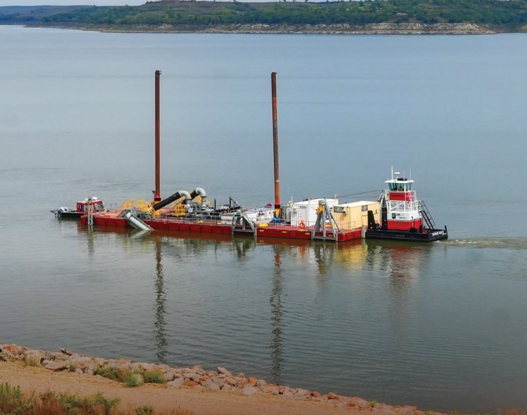 PHOTO OF THE DAY: Water injection dredging moves ahead in Manhattan, Kansas PHOTO OF THE DAY: Water injection dredging moves ahead in Manhattan, Kansas