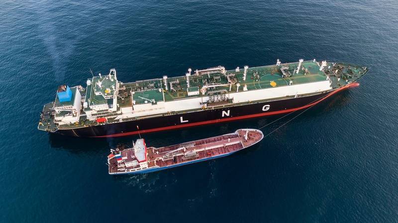 Projectile-Hit Qatari LNG Tanker Awaits Rescue Off Projectile-Hit Qatari LNG Tanker Awaits Rescue Off