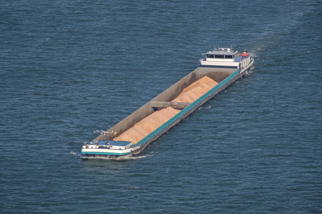 Rhine low waters and rail disruptions leave bulk shippers running out of options Rhine low waters and rail disruptions leave bulk shippers running out of options