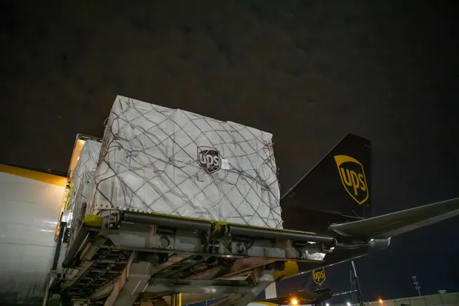 Should the Postal Service reassess its UPS air contract? Should the Postal Service reassess its UPS air contract?