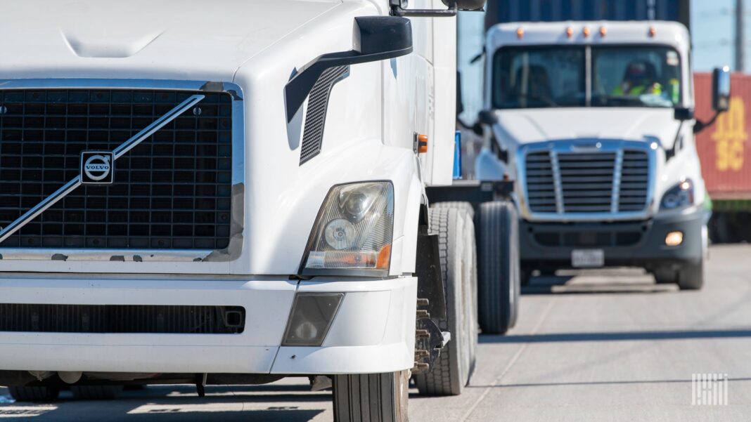 Texas trucker pleads guilty in failed human smuggling run Texas trucker pleads guilty in failed human smuggling run
